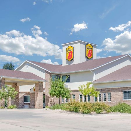 Super 8 By Wyndham Cedar Falls Eksteriør billede